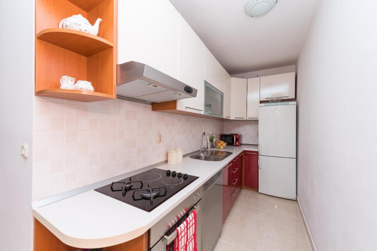 Apartman Centar Glavas มาคาร์สกา ภายนอก รูปภาพ